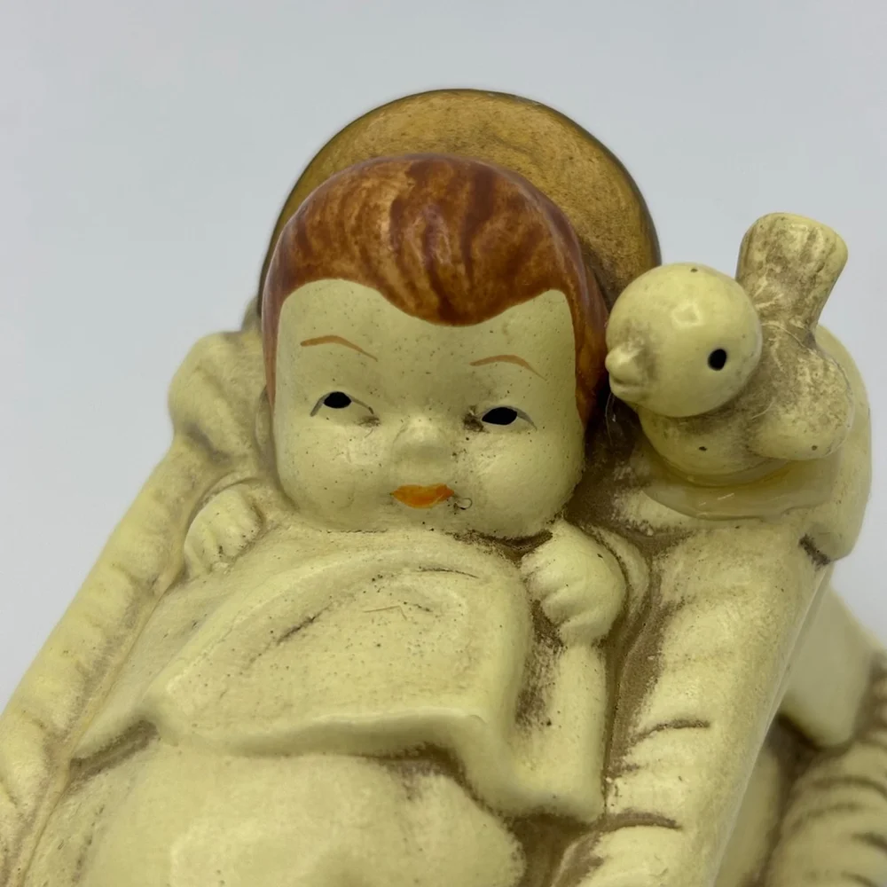 Vintage Lund’s Lites Baby Jesus Manger Figurine Korea Nativity Lamb Dove 1980s